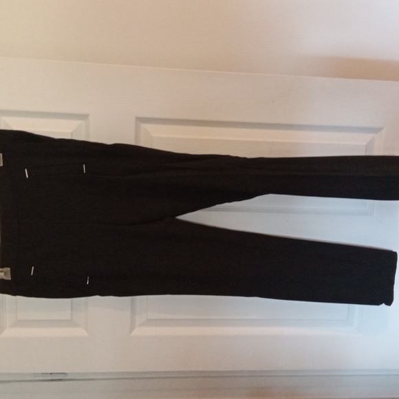 Woman slacks - Picture 3 of 4